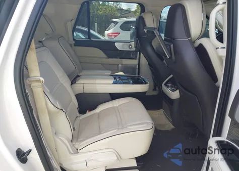 2019 Lincoln Navigator L Black Label from USA, damaged, VIN 5LMJJ3TT8KEL12543